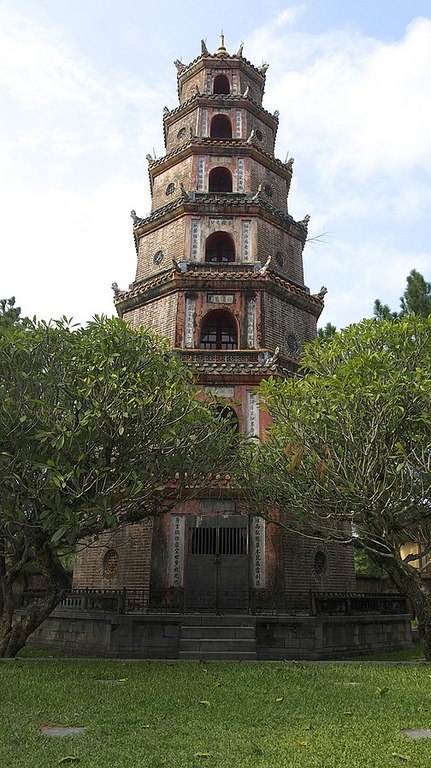 Thien Mu, Pagoda Wanita Surgawi di Hue, Vietnam